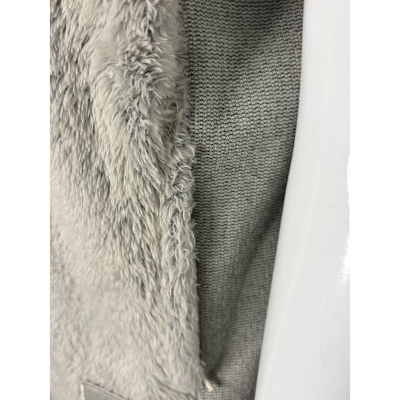 The North Face Gray Fleece Zip Vest Size M Outdoor Hiking Women's - Picture 4 of 10